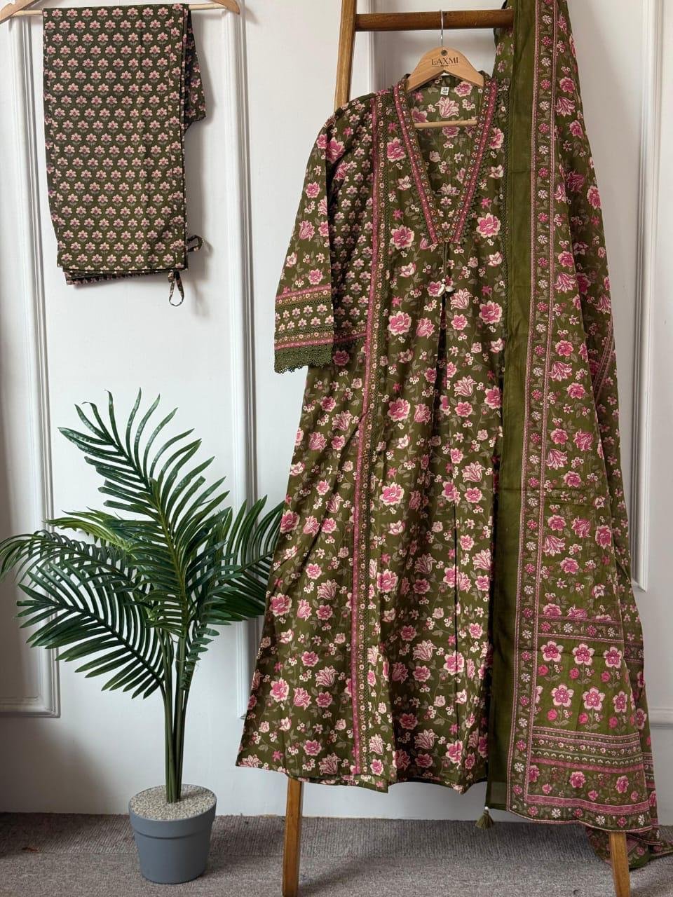 Vastraah Fashion